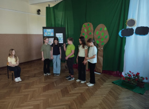 Bajka edukacyjna dotycząca dbania o Ziemię w wykonaniu dzieci ze Szkoły Podstawowej Nr 174