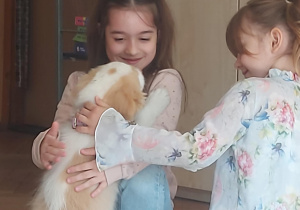 Bibi wita się z dziećmi