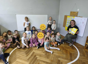 Głośne Czytanie - odwiedziny mamy Poli