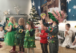Występ choinek - piosenka