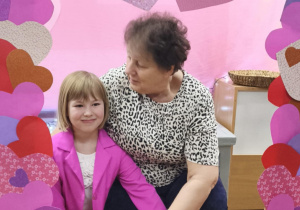 Zdjęcie wnuczki z babcią