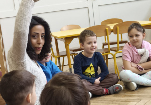 Zabawy integracyjna w kręgu