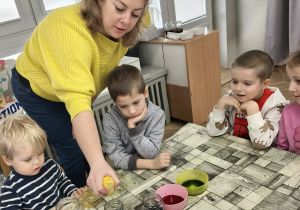 Tworzenie barw dzięki cytrynie