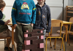 Praca własna - karty i materiał