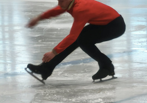 Solowe występy łyżwiarskie - absolwenci