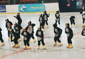 Występy dzieci szkolnych - pingwinki