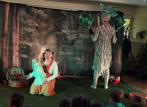 Bajka " Pogaduchy z drzewem" - dbamy o naszą planetę