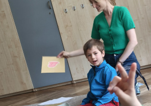 Dziecko poznaje świat za pomocą smaku