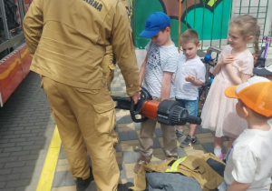oglądanie sprzętu strażackiego