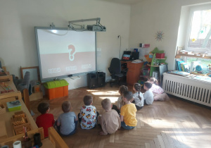 Ogladanie filmu edukacyjnego
