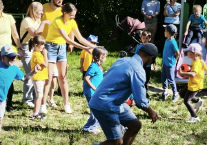 Zabawy sportowe na pikniku