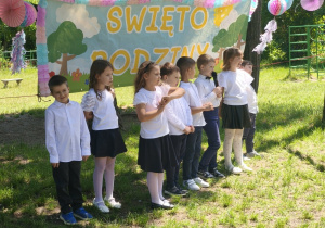 Występ 7 latków